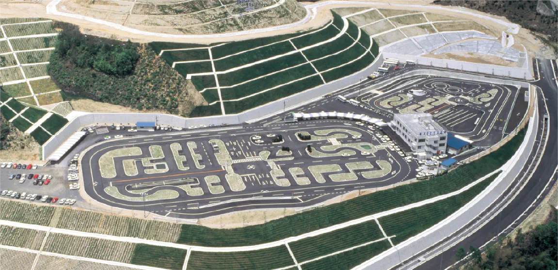 統合移転して教習を開始